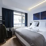 بيت شباب بلوسوك ليزبوا بيت شباب Lisboa