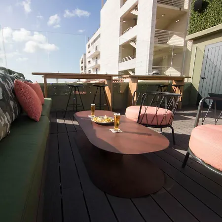 ホステル Room00 *